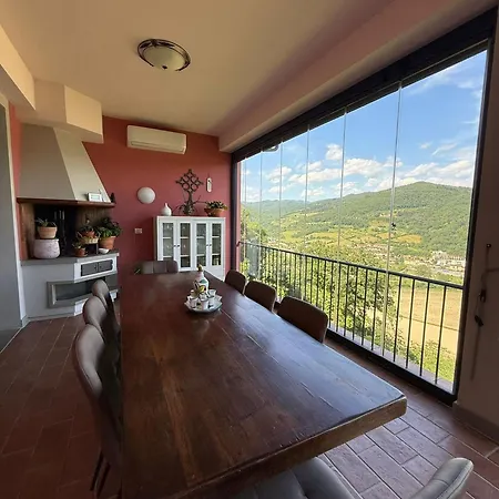Pensionat Charming Guest In Casavecchia With City, Garden, And Mountain Views